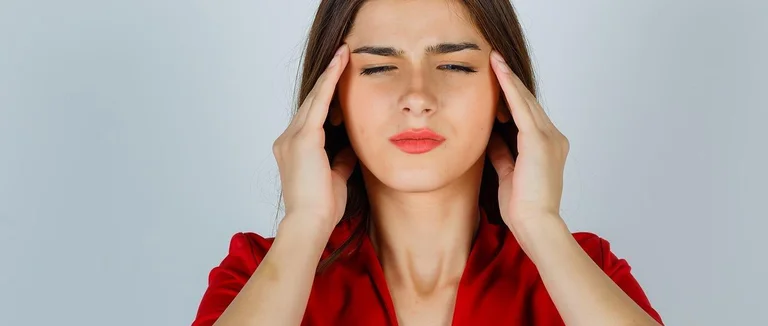 Que signifie une bosse sur la tête accompagnée de maux de tête ? S’agit-il d’une tumeur cérébrale ou d’une migraine ?
