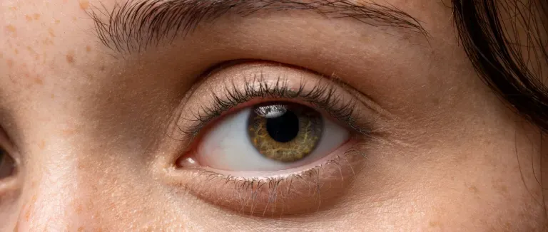 Göz Rengi Değiştirme