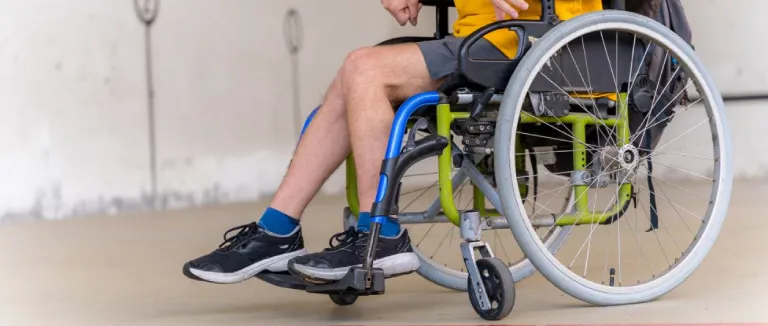 ALS (Amyotrofik Lateral Skleroz) Hastalığı Nedir?