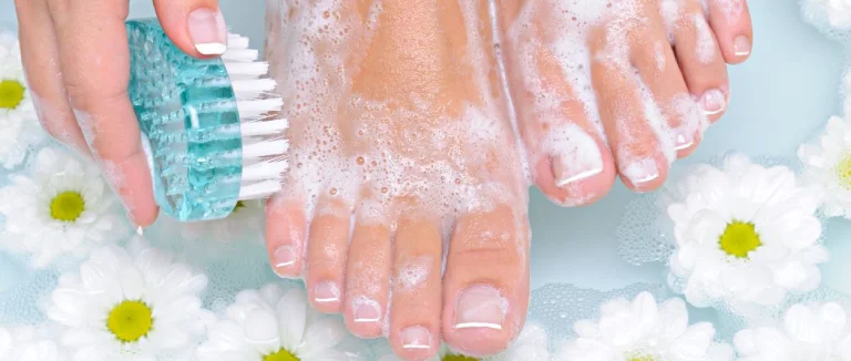 Ayak mantarı nası lgeçer