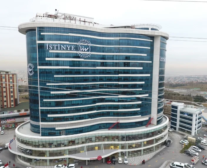 İSÜ Liv Hospital Bahçeşehir SmallImage