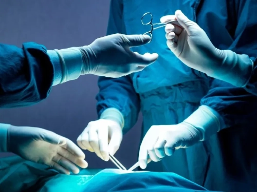 Robotische Chirurgie im Liv Hospital