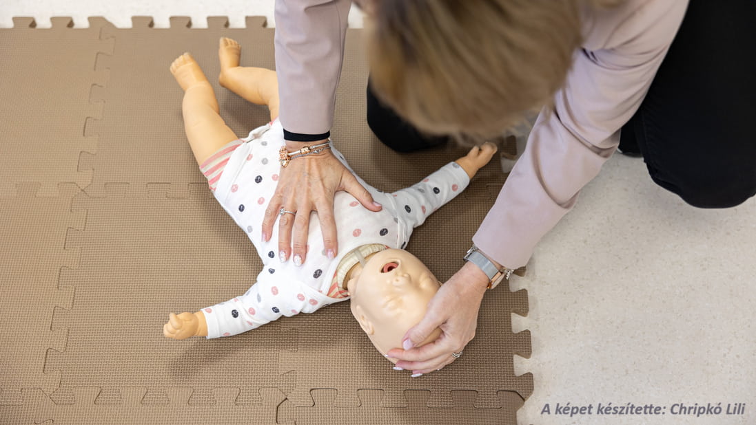 Baba elsősegély tanfolyam