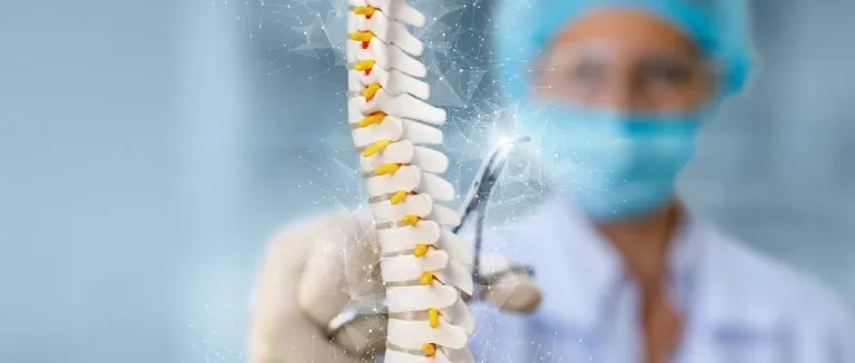 Vertebra Cisim Gerdirme/ İpli Skolyoz Ameliyatı