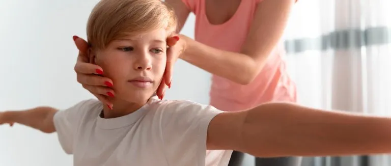 İpli Skolyoz Ameliyatı Avantajları