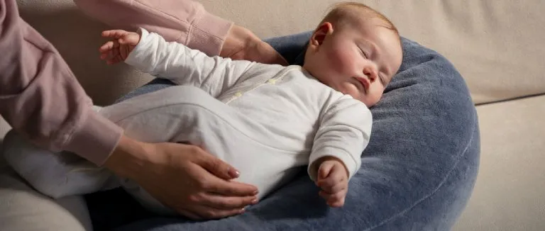 what-is-colic-in-babies 2